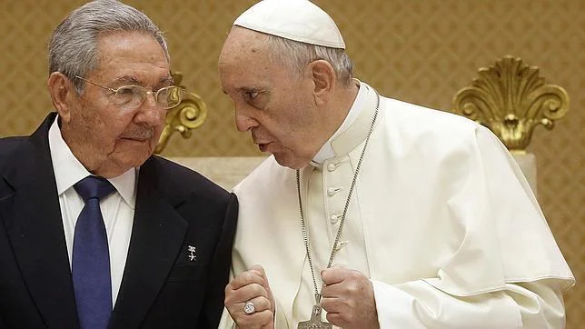 Raúl Castro, en el Vaticano, el pasado domingo