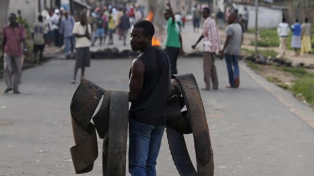 Reunión regional de urgencia para poner fin a la crisis de Burundi