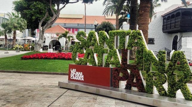 El rincón gastronómico (al fondo) del Parque Santa Catalina