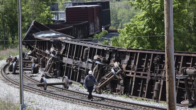 El FBI investiga si el tren que descarriló en Filadelfia sufrió antes un impacto