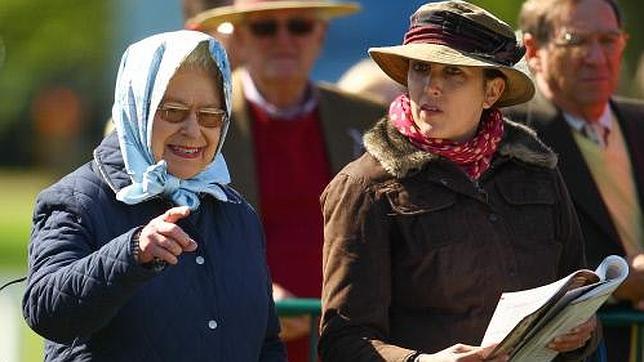 La Reina Isabel II disfruta de la feria de caballos de Windsor