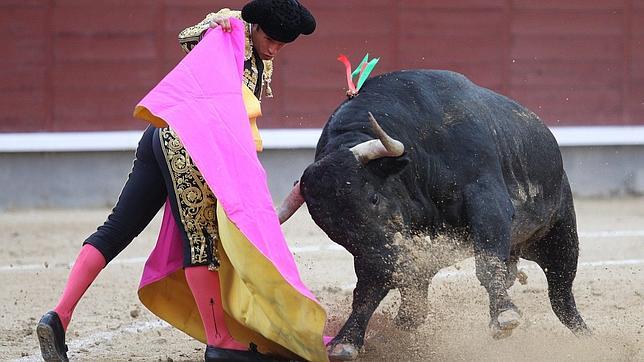 Directo: Bautista, por debajo de un lote de Puerta Grande en San Isidro