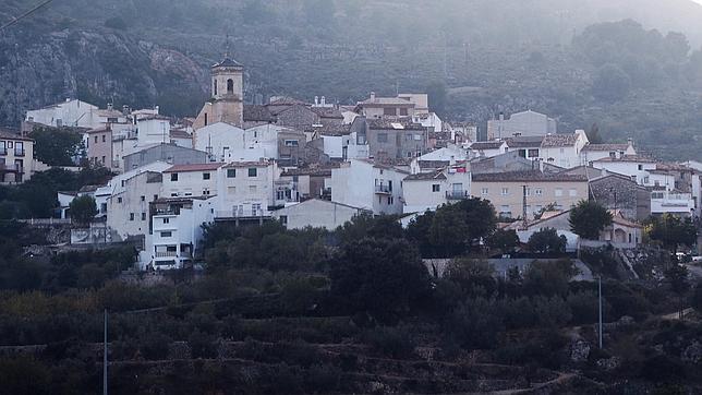 El grupo de cinco amigas que aspira a «darle vida» a su pueblo