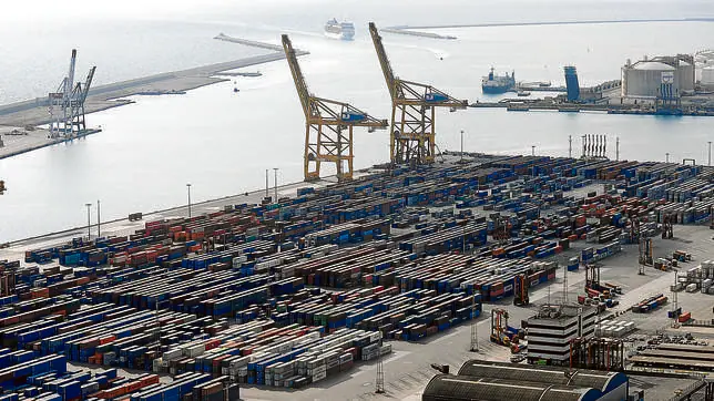 Las exportaciones de bienes sumaron 60.972,8 millones de euros, mientras que las importaciones alcanzaron los 66.496,8 millones.