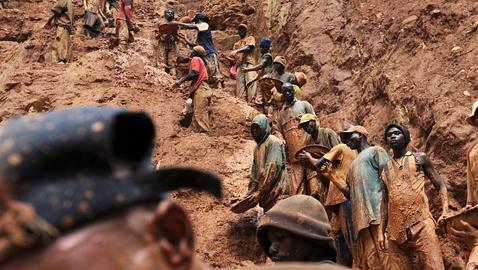 El comercio de minerales contribuye a mantener mortales conflictos (Foto: Walter Astrada)