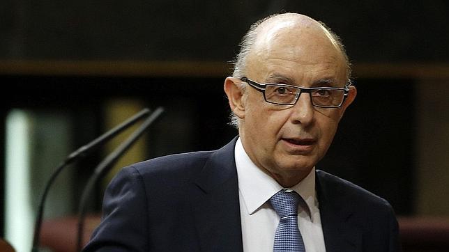 El ministro de Hacienda, Cristóbal Montoro, en el Congreso. Sor Lucía le mandó «al purgatorio»
