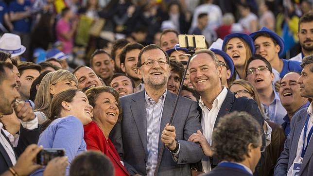 Rajoy a Barberá: «Rita, eres la mejor. Eres la alcaldesa que merece Valencia»