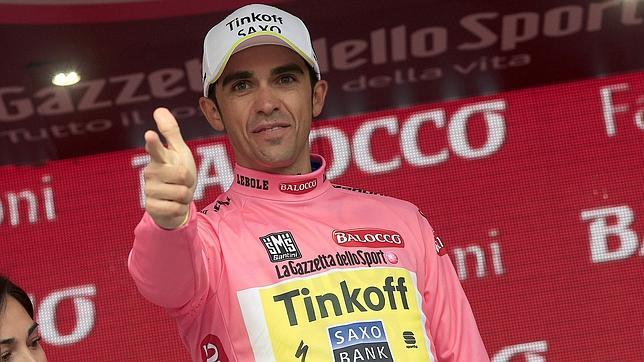Contador se ha vestido de rosa a lo grande