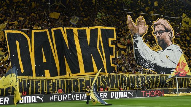 El último tributo de la afición del Borussia de Dortmund a Jurgen Klopp