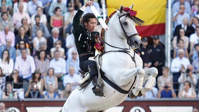Directo: Leonardo Hernández se gana la Puerta Grande en San Isidro