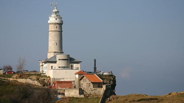 Faro en Cabo Mayor