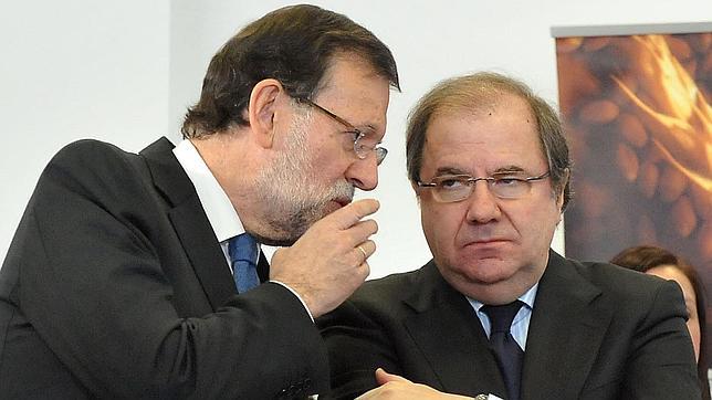 Mariano Rajoy y Juan Vicente Herrera ttras las elecciones