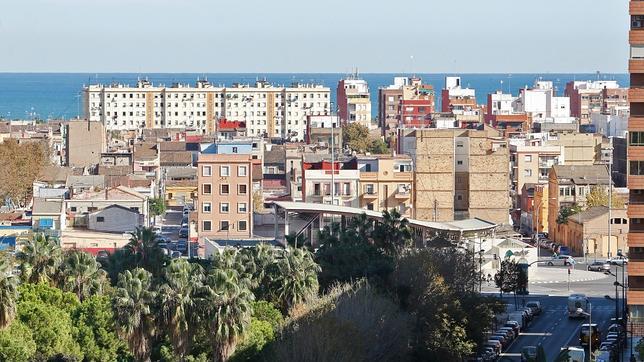 Vista aérea del Cabanyal tomada desde el final de la avenida Blasco Ibáñez de Valencia
