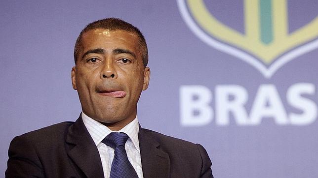 Romario, satisfecho por la operación en un «nido de ratas»