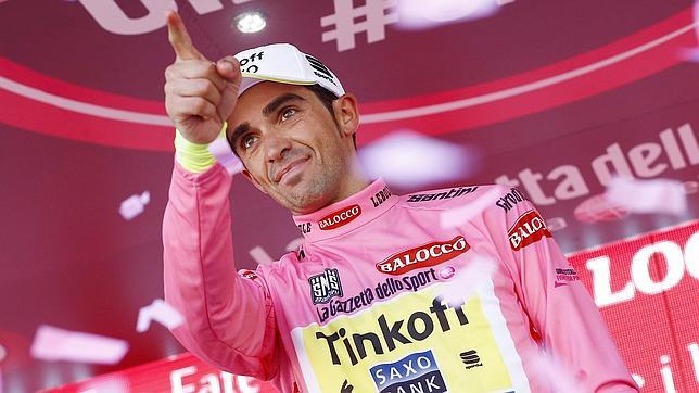 Alberto Contador, aún más líder en el Giro