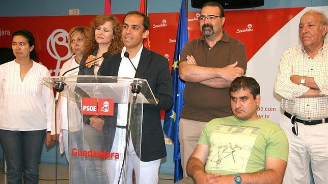 El PSOE de la capital intentará pactar con las demás fuerzas y arrebatar a Román la Alcaldía