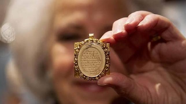 Un mechón de pelo de Mozart se vende en Londres por 49.100 euros