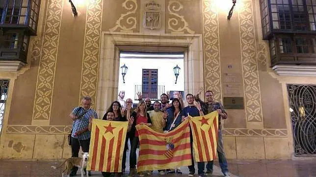 Ciudadanos: «Compromís asume el pancatalanismo separatista»
