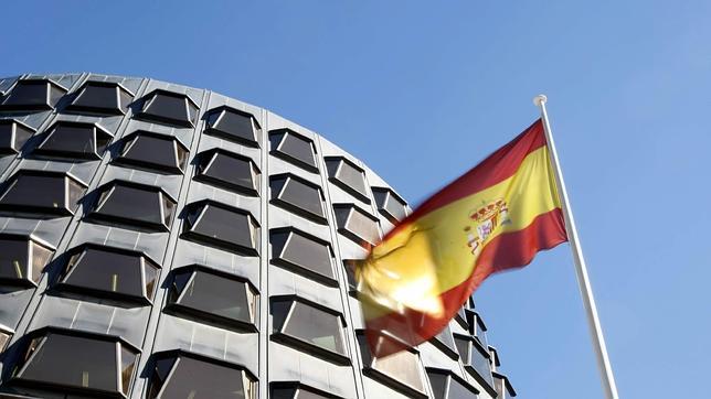 El TC suspende el impuesto de Cataluña a los depósitos bancarios