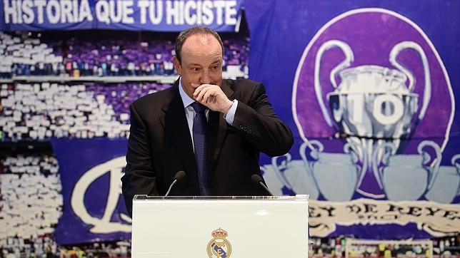 Rafa Benítez, emocionado durante su presentación