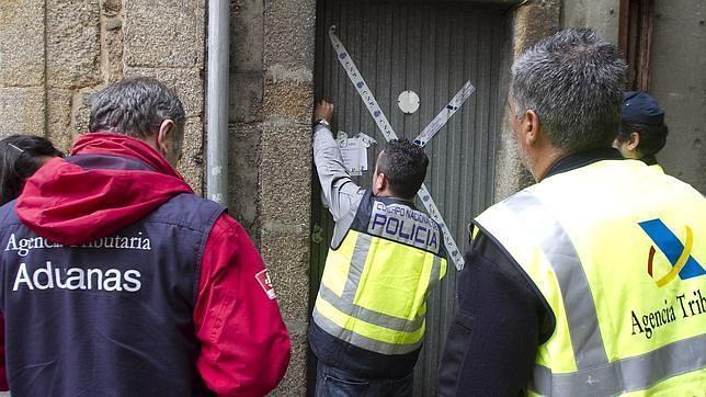 La Policía advirtió a los comerciantes de A Pedra antes de la macrorredada