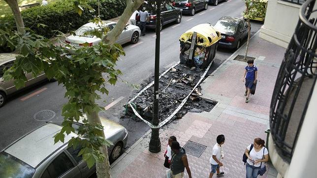 Detenidos dos menores por quemar tres contenedores en Zaragoza