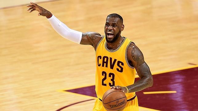 El nuevo rey de la NBA quiere acabar con el sueño del «hijo pródigo»