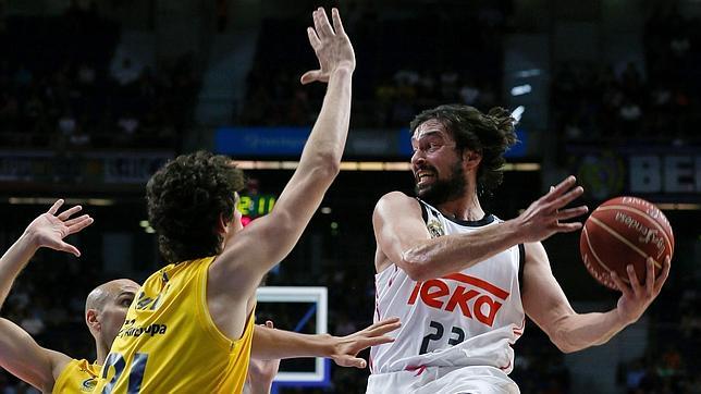 Los Rockets le «tiran los tejos» a Llull