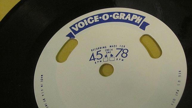 Un disco del Voice-O-Graph norteamericano, enviado a España a mediados del siglo pasado