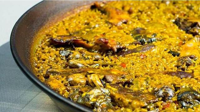 Al punto o con socarrat, en este establecimiento hacen la paella al gusto del cliente