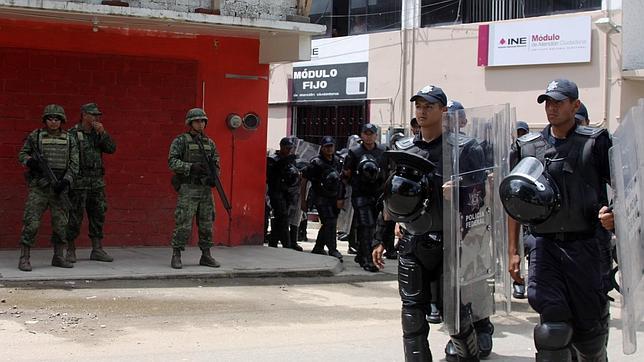 México celebra elecciones entre el chantaje de los violentos y la desconfianza a los políticos