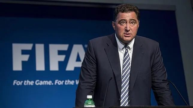 La FIFA admite que los Mundiales de Rusia y Qatar podrían no celebrarse allí