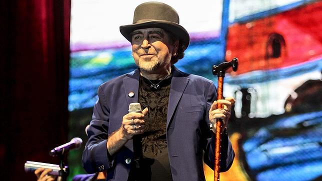 Un esguince obliga a Joaquín Sabina a aplazar sus conciertos en Canarias