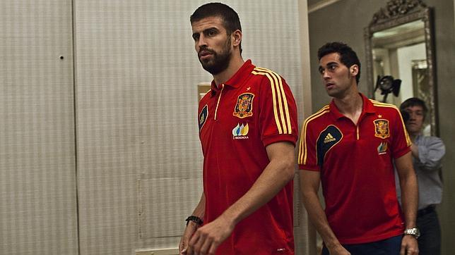 Piqué y Arbeloa han compartido vestuario en la selección