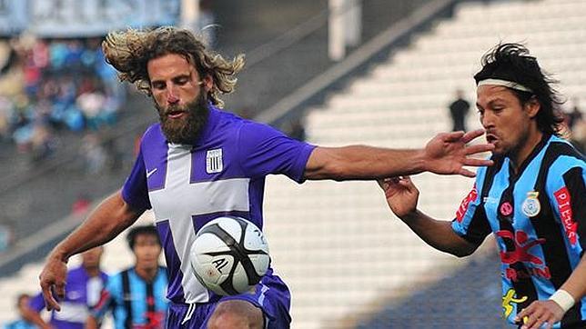 Gonzales-Vigl con la camiseta del Alianza de Lima