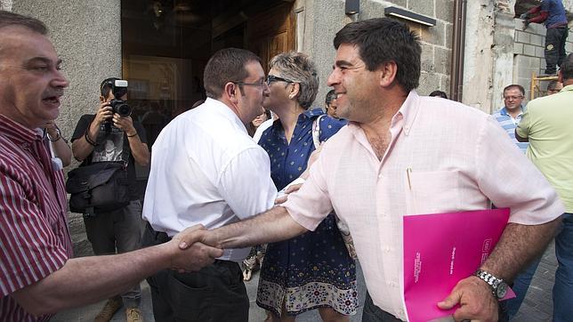 La primera reunión para buscar un gobierno alternativo al PP en Ávila se cierra sin acuerdo