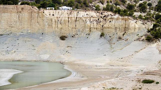 El Gobierno activa un trasvase a Benidorm y otro al Segura para paliar la sequía