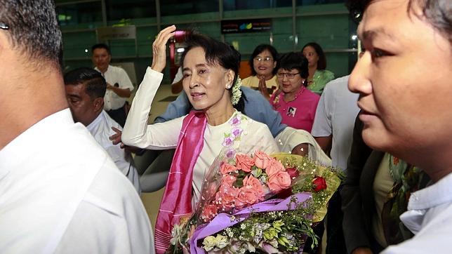 La Nobel de la Paz Aung San Suu Kyi se reúne con el presidente de China