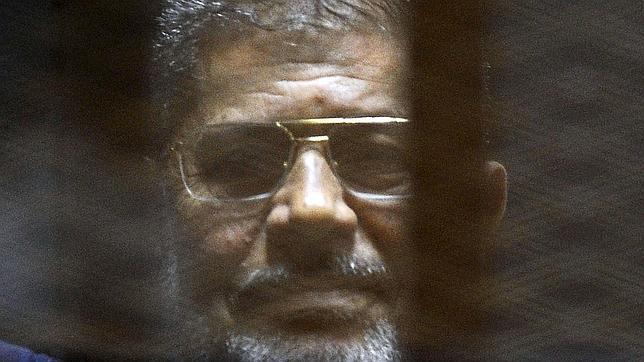 Confirman la pena de muerte contra Mursi por huir de una cárcel en 2011