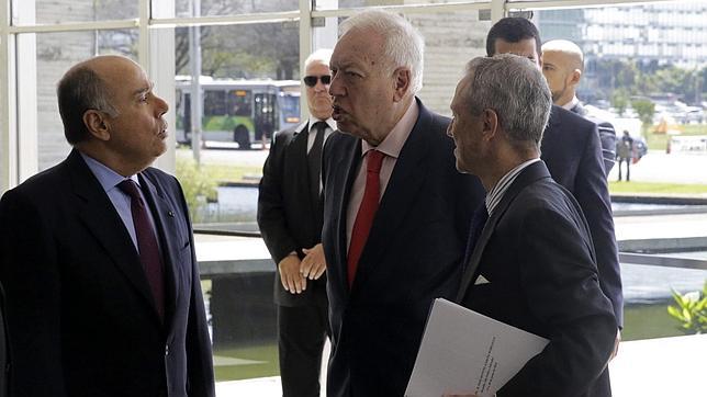 Margallo confía en que el PSOE respalde en las Cortes el acuerdo sobre Morón