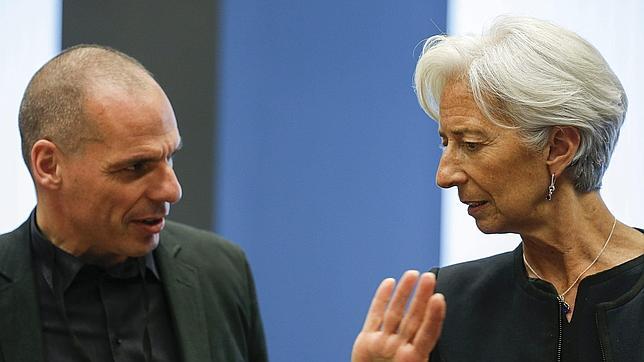 Lagarde, a Varufakis: «Hola, te saluda la criminal en jefe»