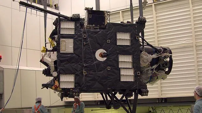 Prototipo de la nave «Rosetta» durante su construcción en la Agencia Espacial Europea