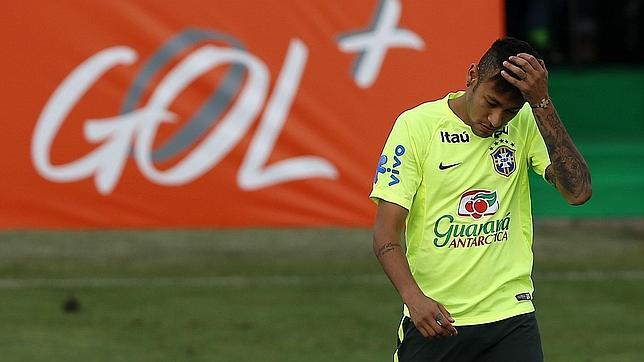 Neymar, fuera de control: «Te quieres hacer famoso a mi costa, hijo de...»