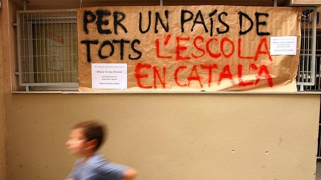 No poder estudiar en castellano en Cataluña, motivo para perder la custodia de un hijo