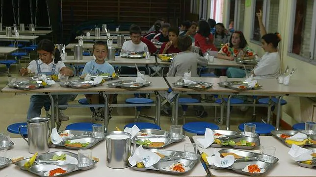 Los comedores escolares garantizan la dieta equilibrada de miles de escolares
