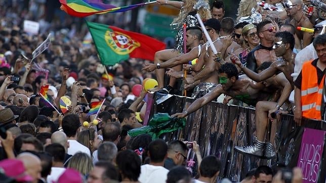 Carrozas, música y mucha fiesta en el Orgullo el próximo día cuatro de julio