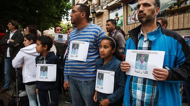 Más de 200 personas se concentran en repulsa contra el homicidio de una mujer en Soria