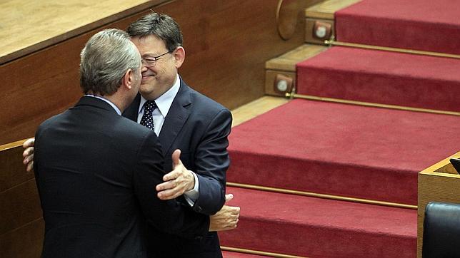 Ximo Puig, presidente de la Generalitat por la mínima tras el órdago de Podemos