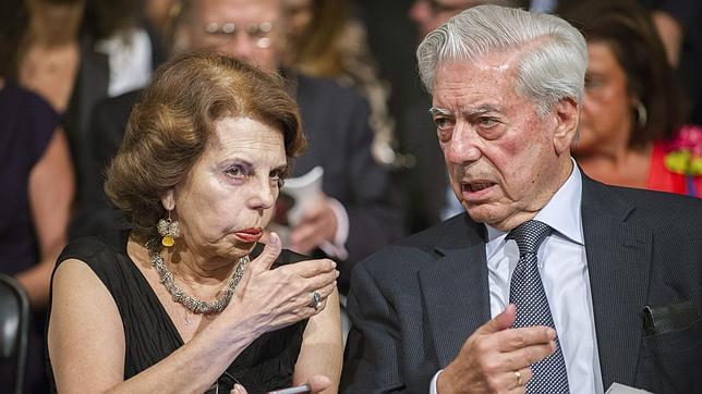 La mujer de Mario Vargas Llosa no quiere saber nada de abogados