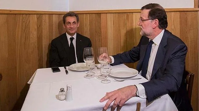 Mariano Rajoy y Nicolas Sarkozy, en la tasca madrileña donde comieron